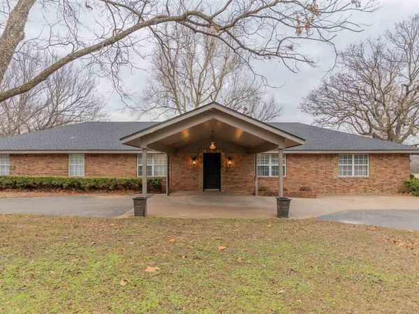 4215 E 122nd Street, Perkins, OK 74059