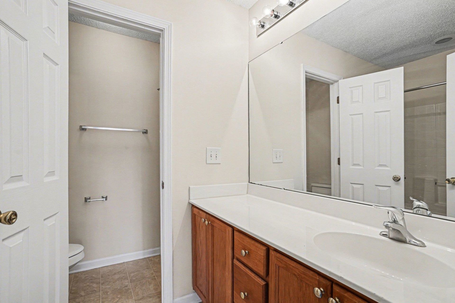 1037 Stanton Pl. Photo 16