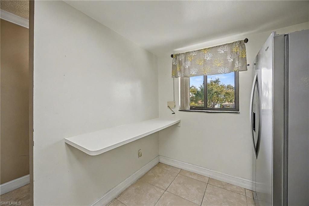 423 Cape Coral Pkwy W, Unit 202, Cape Coral, FL 33914 Photo