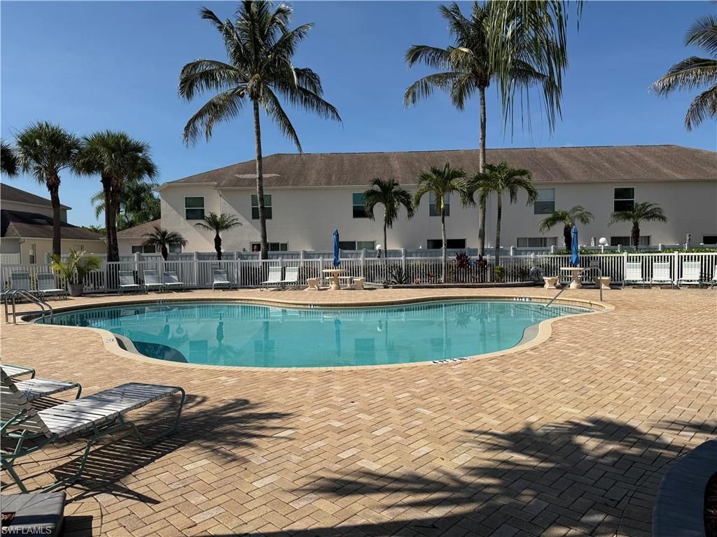 3009 Palmetto Oak Dr , Unit 103, Fort Myers, FL 33916 Photo