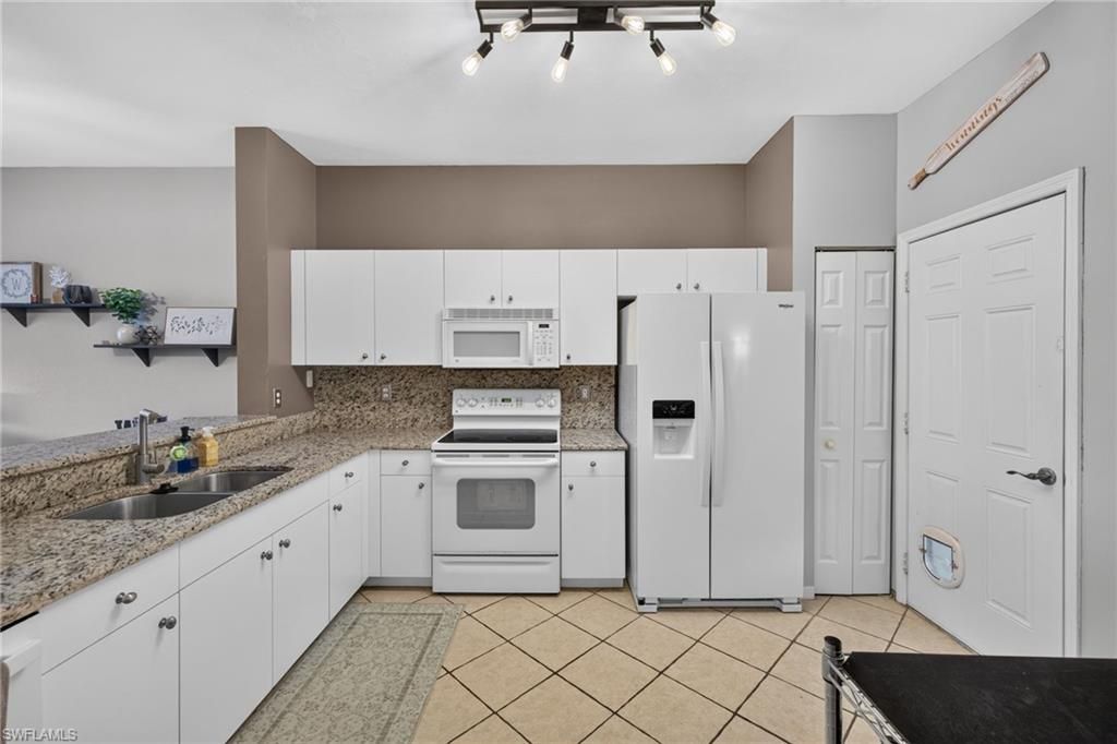 3009 Palmetto Oak Dr , Unit 103, Fort Myers, FL 33916 Photo