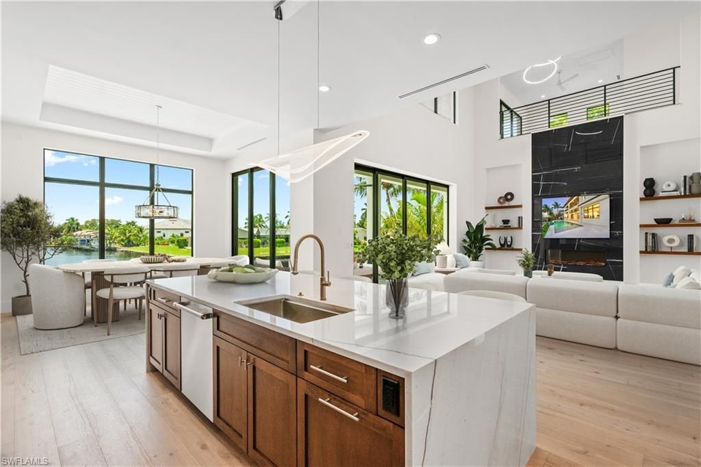 846 Cypress Lake Cir , Fort Myers, FL 33919 Photo