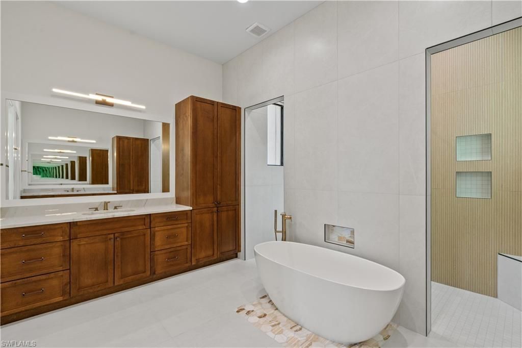 846 Cypress Lake Cir , Fort Myers, FL 33919 Photo