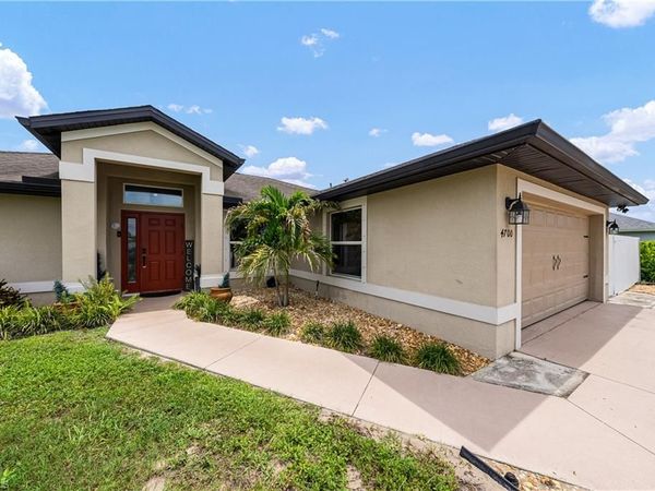 4700 32nd AVE SW, NAPLES, FL 34116