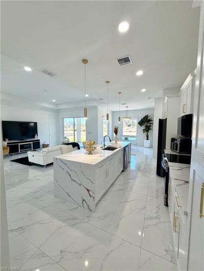 813 Highland Ave , Lehigh Acres, FL 33972 Photo