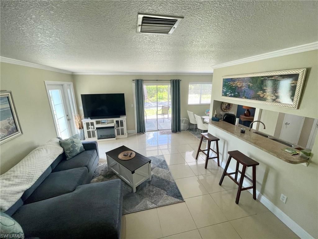 3361 New South Province Blvd, Unit 2, Fort Myers, FL 33907 Photo