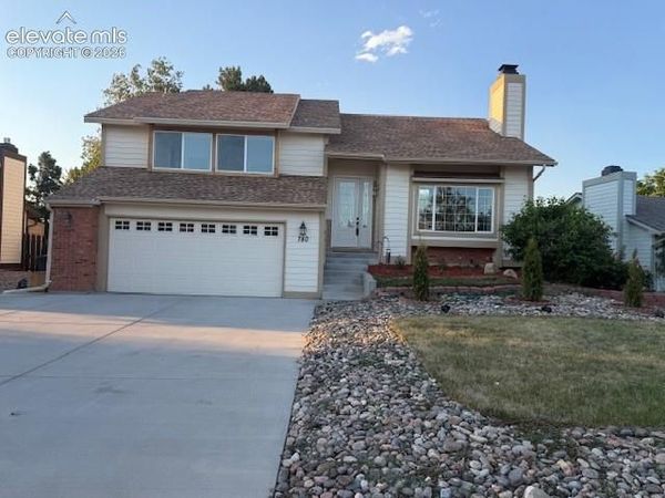 780 Bayfield Drive, Colorado Springs, CO 80906