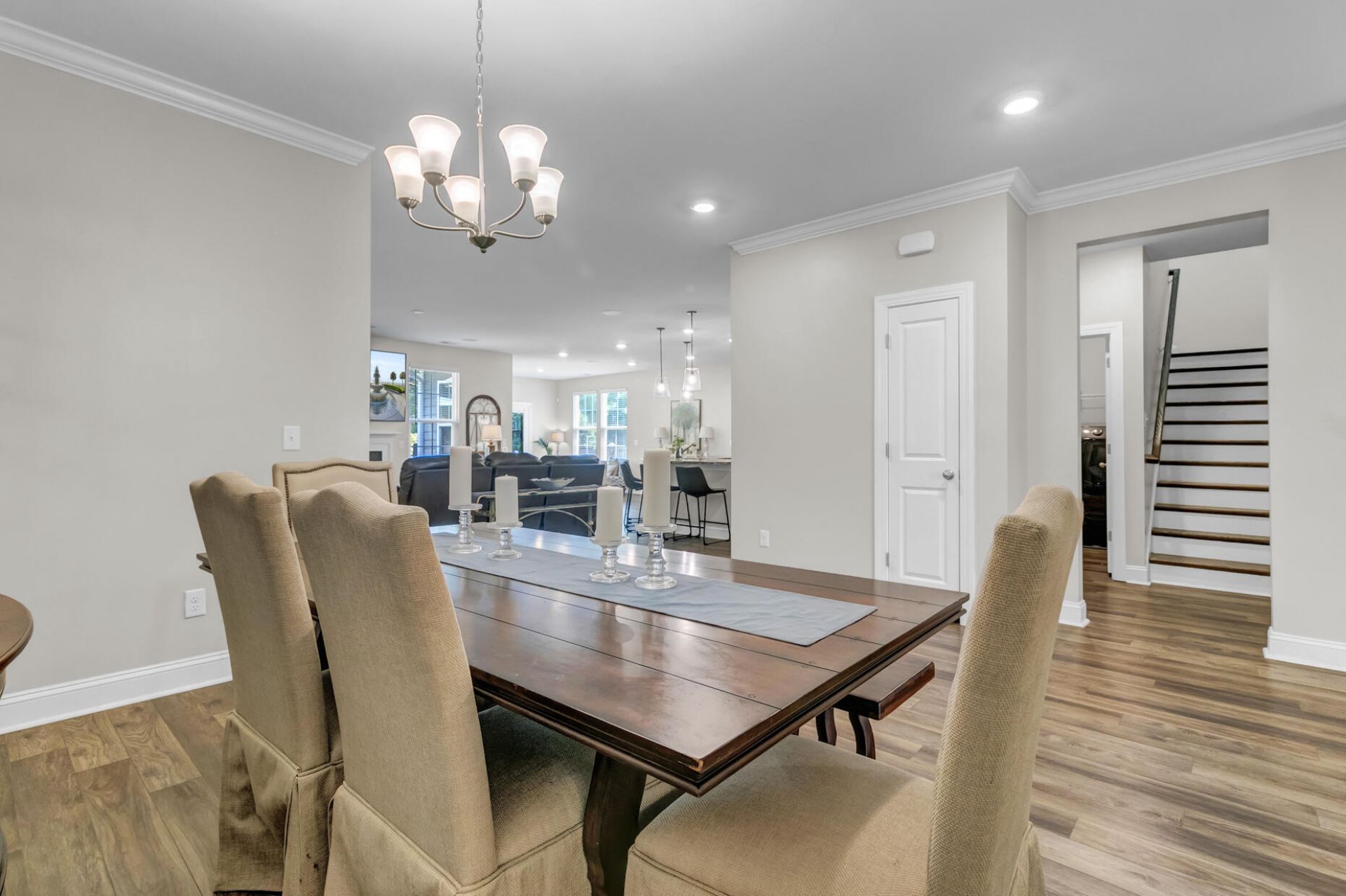 111 Misty Waters Court Photo 10