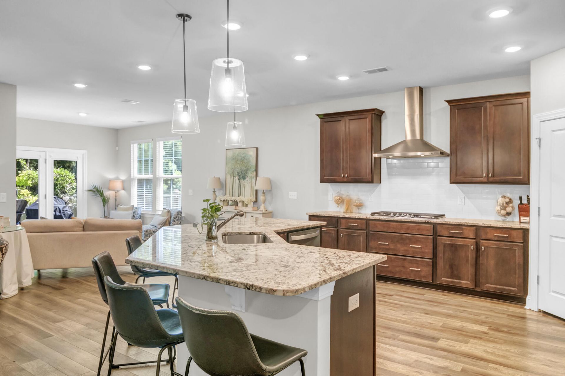 111 Misty Waters Court Photo 13