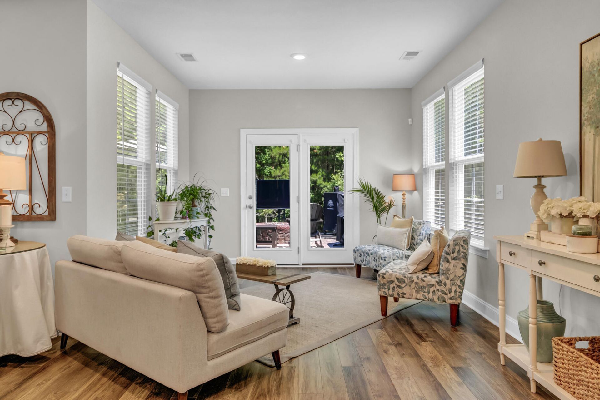 111 Misty Waters Court Photo 18
