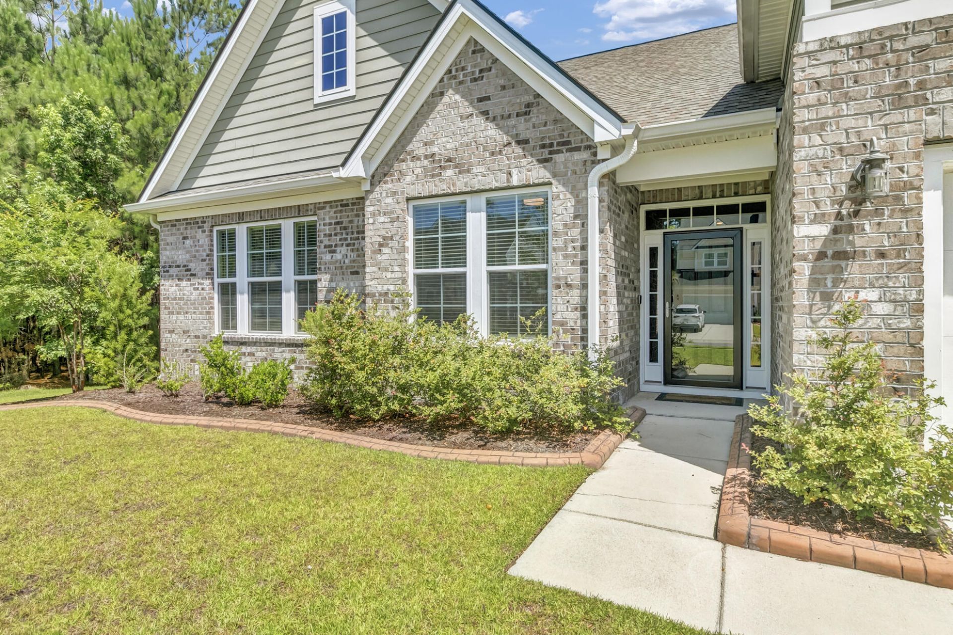 111 Misty Waters Court Photo 2