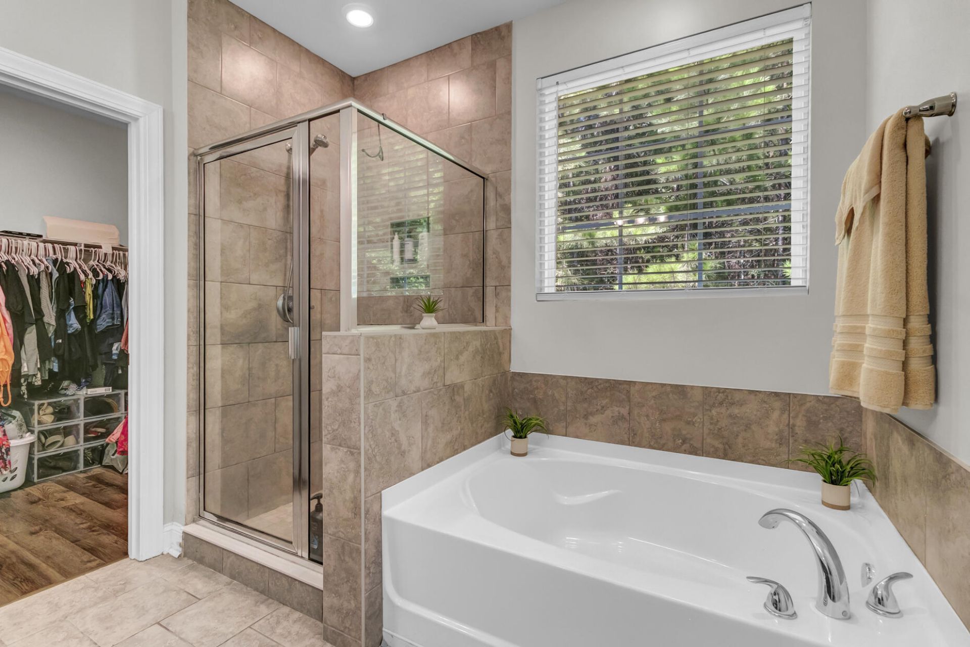 111 Misty Waters Court Photo 21