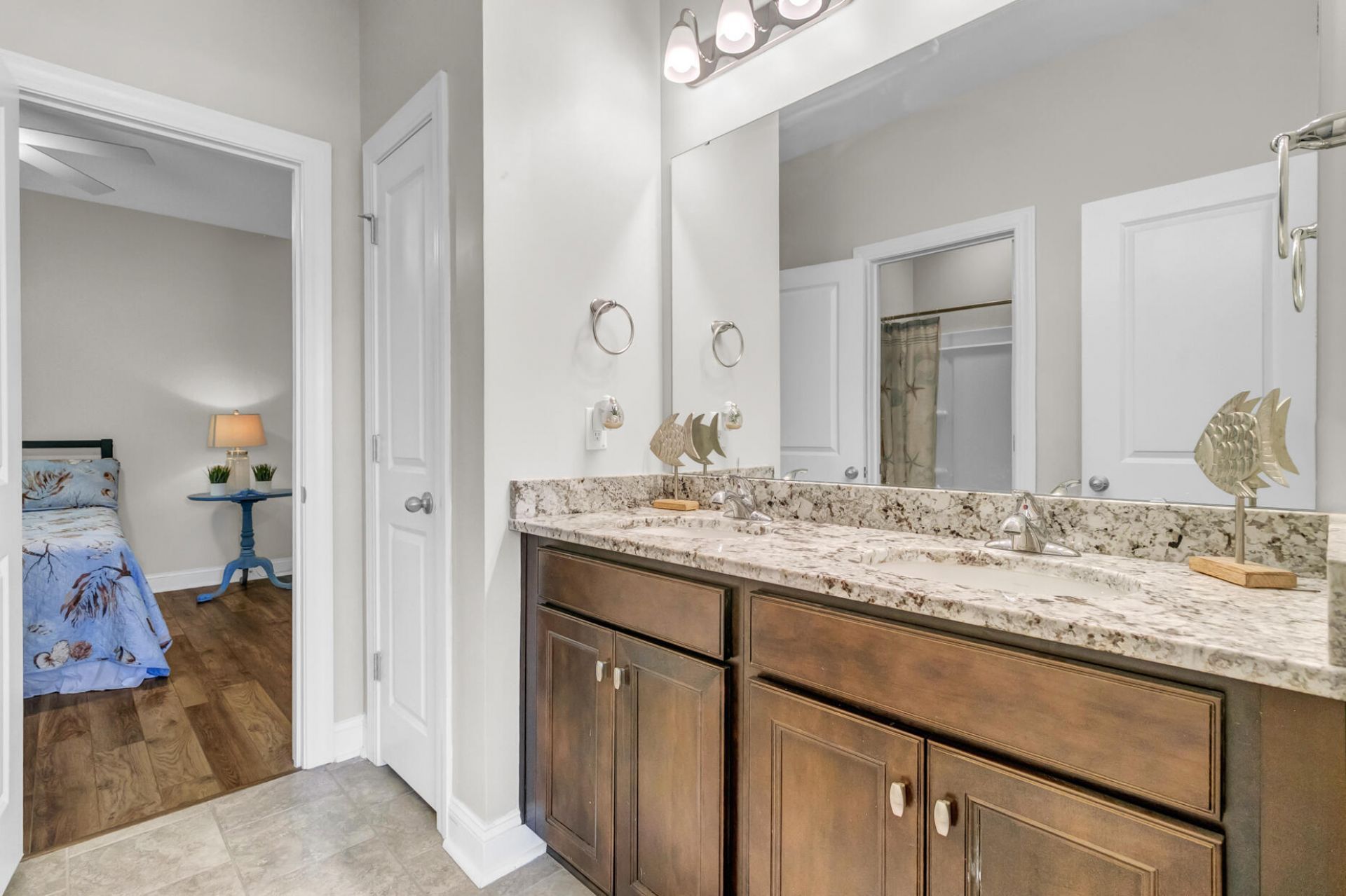111 Misty Waters Court Photo 23