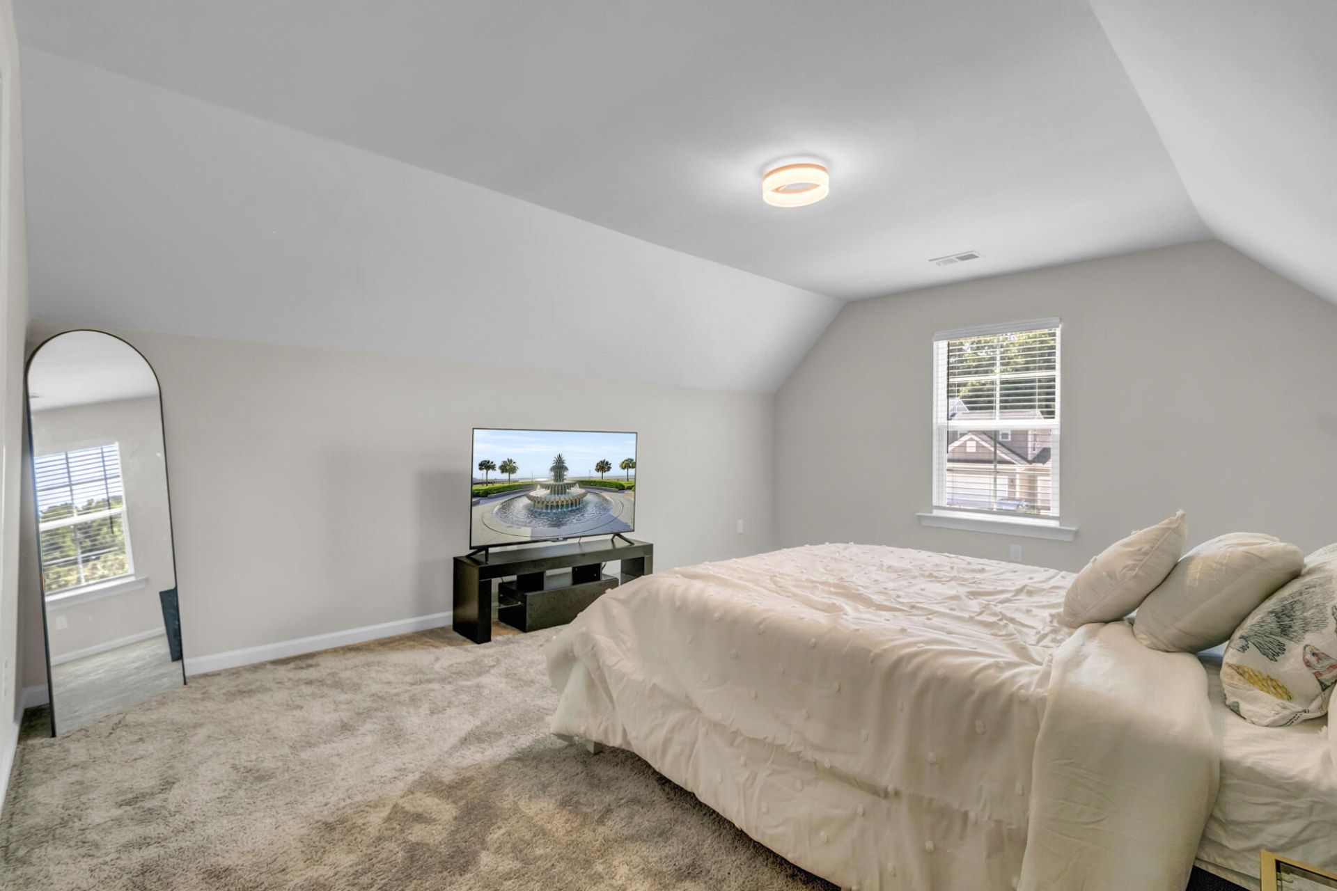 111 Misty Waters Court Photo 33