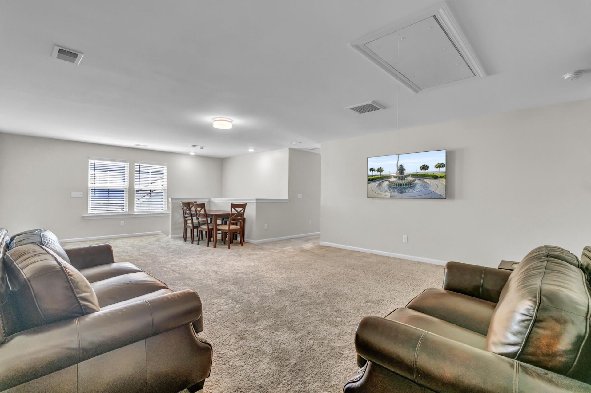 111 Misty Waters Court Photo 33