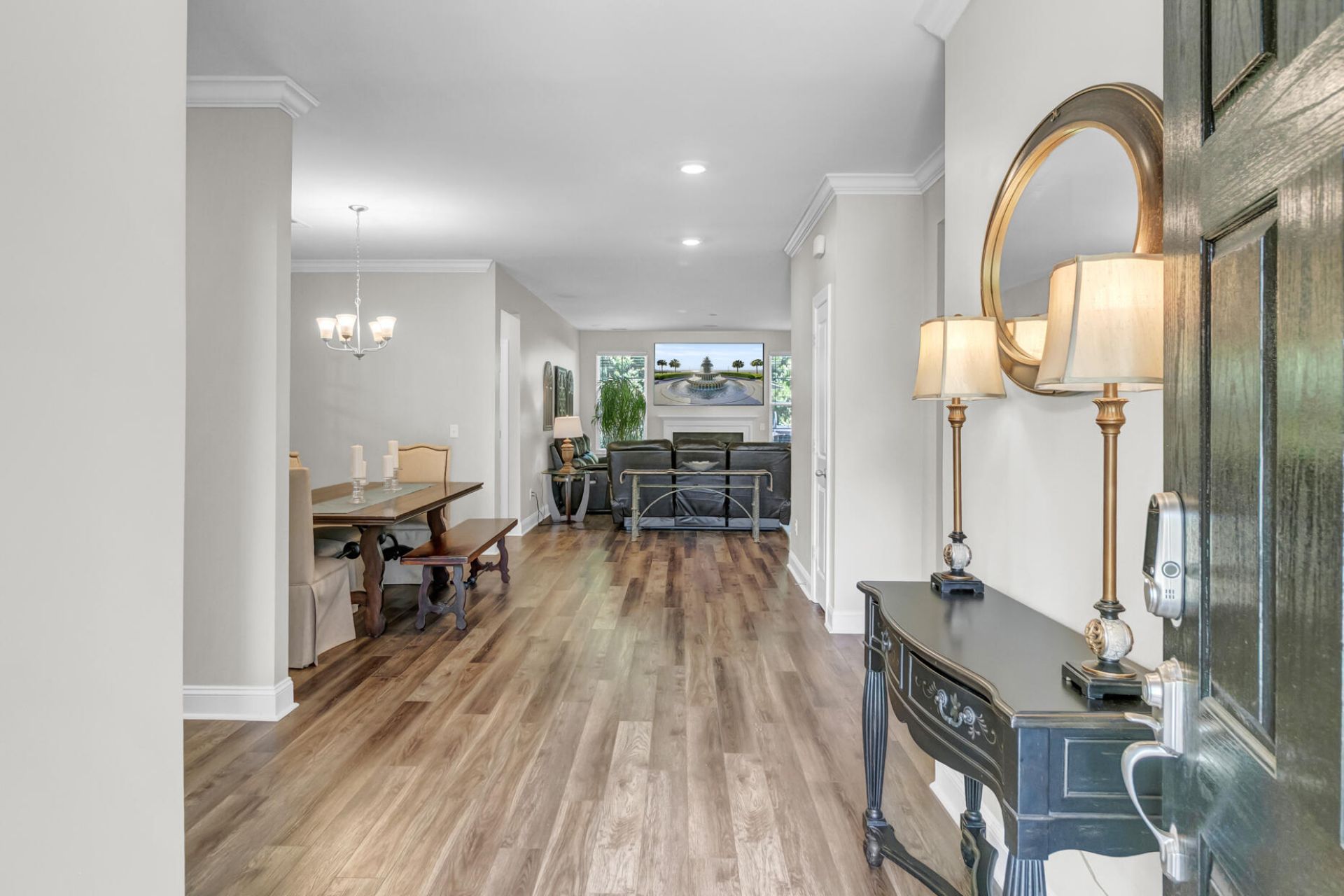 111 Misty Waters Court Photo 4