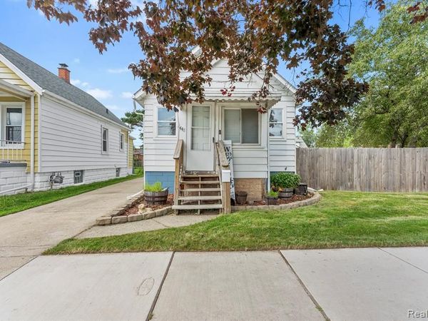 448 Bondie Street, Wyandotte, MI 48192