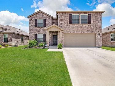 2101 Winding Creek Way, Denton, TX 76208