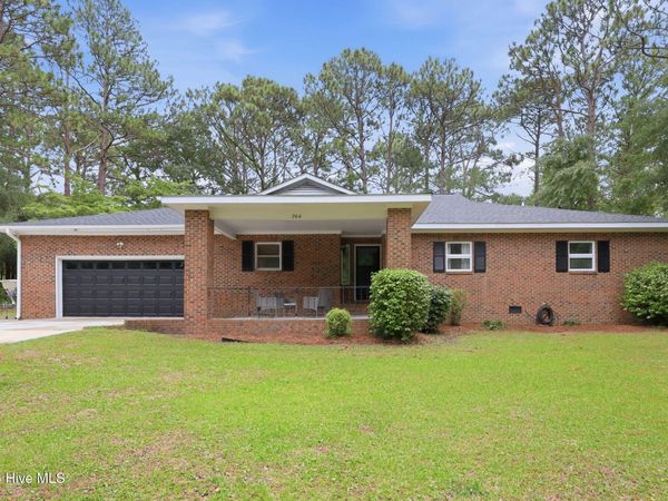 266 Star Hill Drive, Cape Carteret, NC 28584