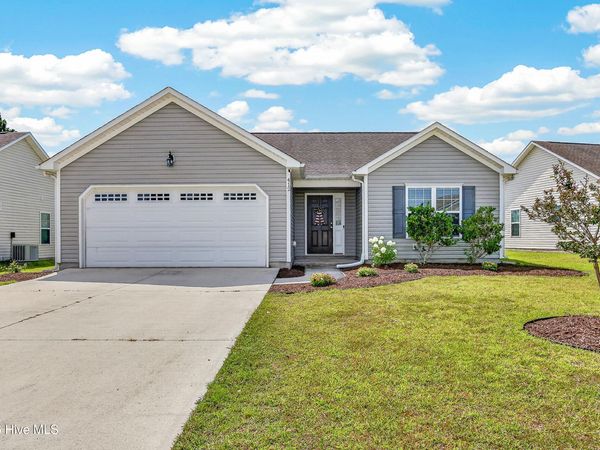 412 Amaryllis Lane , Holly Ridge, NC 28445
