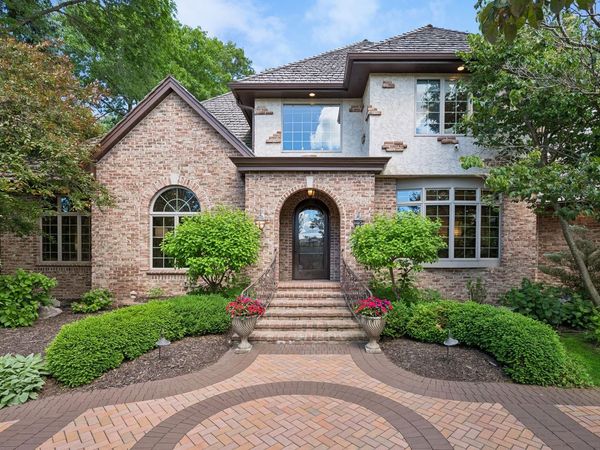 5101 Green Farms Road , Edina, MN 55436