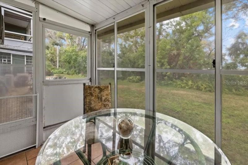 2047 Canal Drive, Unit L6, Bradenton, FL 34207 Photo