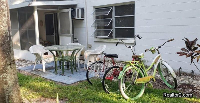 2047 Canal Drive, Unit L6, Bradenton, FL 34207 Photo