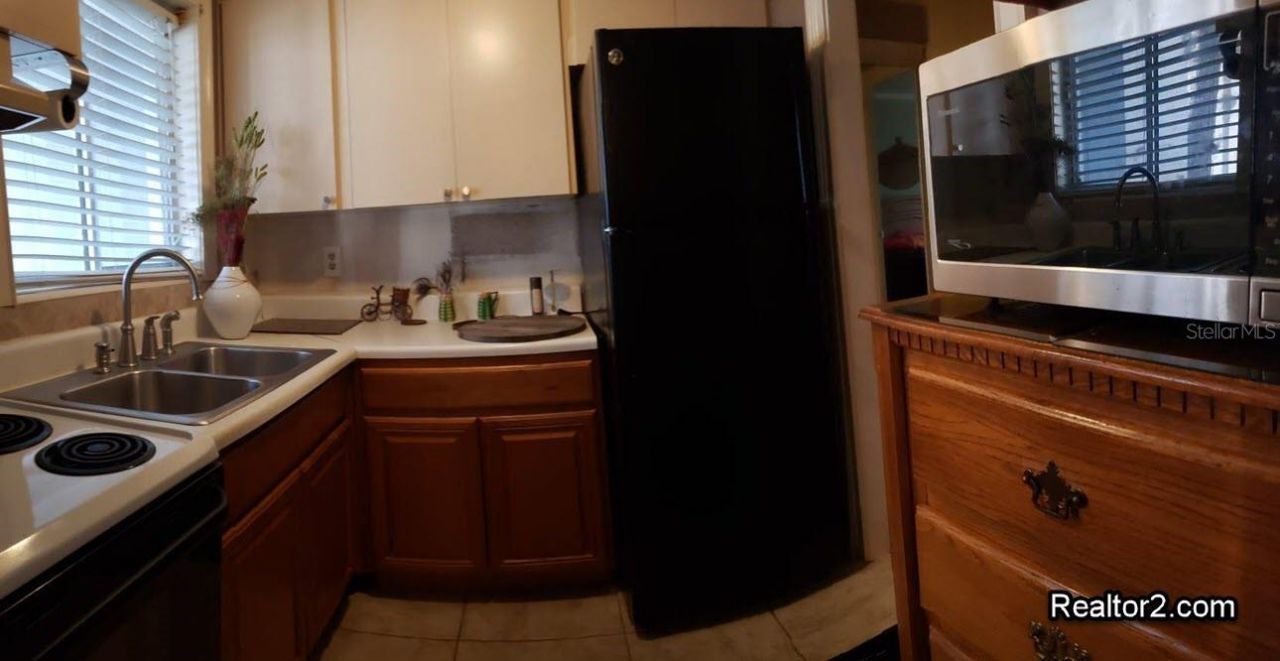 2047 Canal Drive , Unit L6, Bradenton, FL 34207 Photo