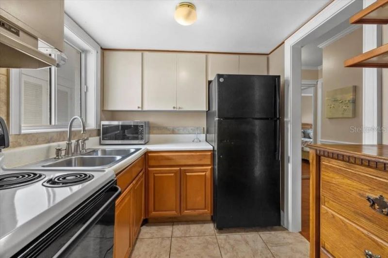 2047 Canal Drive, Unit L6, Bradenton, FL 34207 Photo