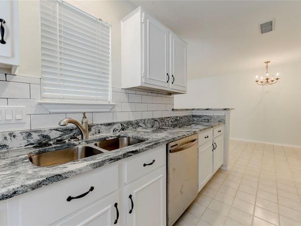 359 Fantail (A&B) LOOP, Austin, TX 78734