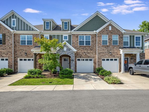 4032 Opal Dr, Hendersonville, TN 37075