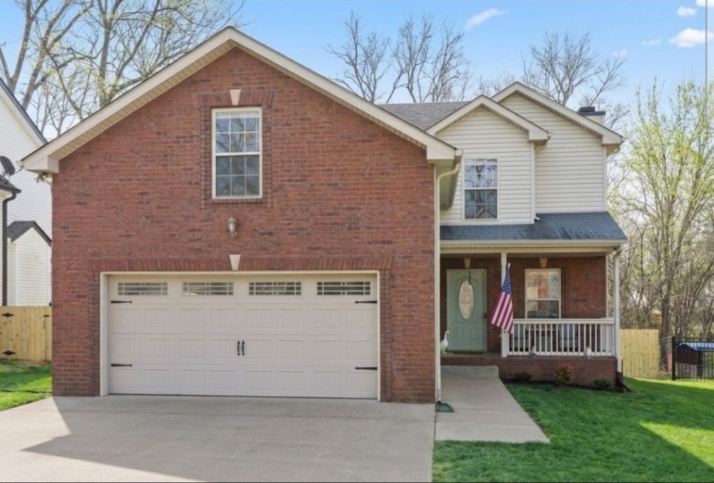 3467 Melrose Dr, Clarksville, TN 37042 Main Photo