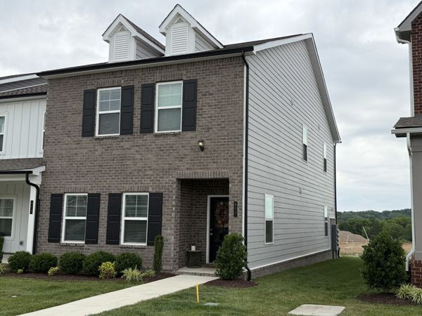 977 Nance Ln , Lebanon, TN 37087