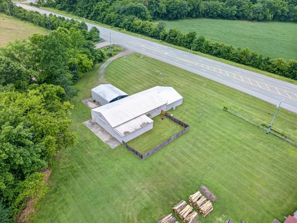 1508 Highway 79 , Dover, TN 37058
