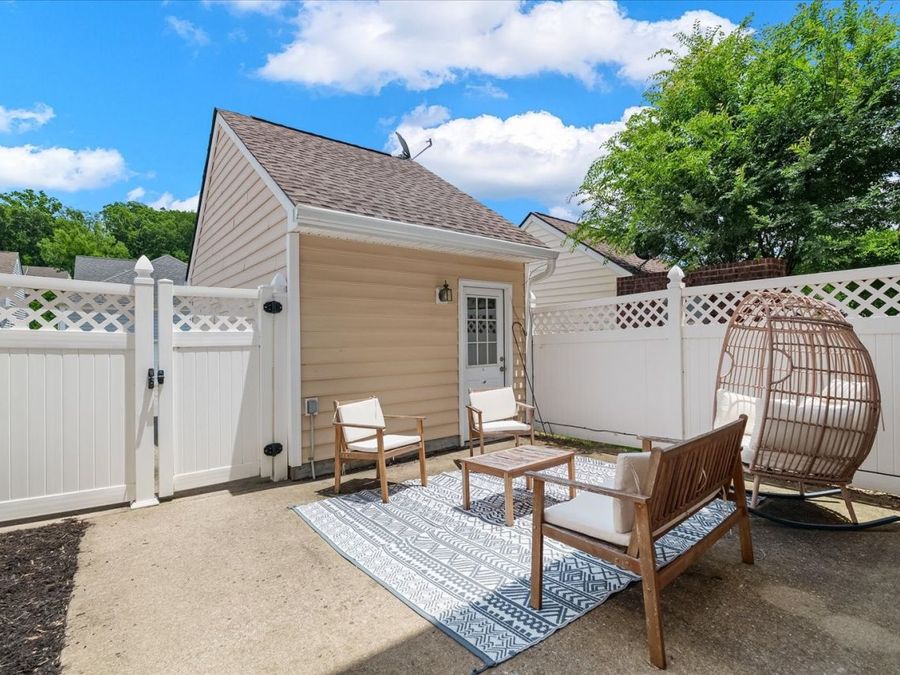 Property Image 28