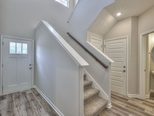 113 Creek Wood Rd , Manchester, TN 37355
