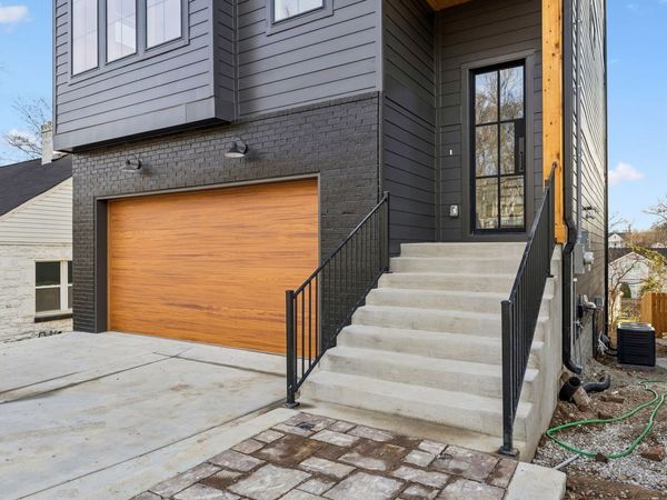 904 Douglas Ave , Nashville, TN 37206