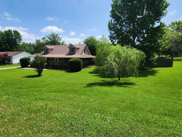 1005 Sassafras Ln , Goodlettsville, TN 37072
