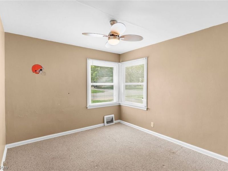 526 Ridge Road, Newton Falls, OH 44444 Photo 12