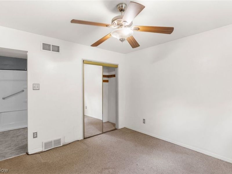 526 Ridge Road, Newton Falls, OH 44444 Photo 16