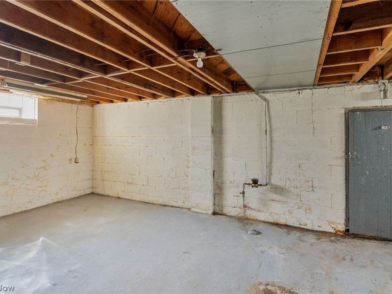 526 Ridge Road, Newton Falls, OH 44444 Photo 19