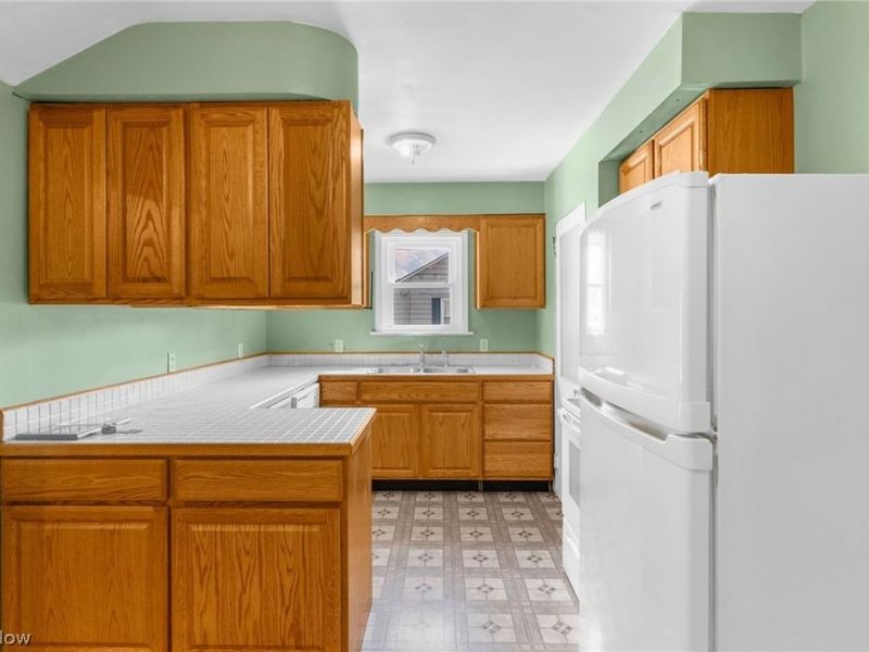526 Ridge Road, Newton Falls, OH 44444 Photo 6