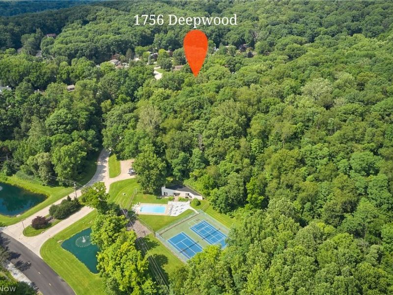 1756 Deepwood Drive, Akron, OH 44313 Photo 34