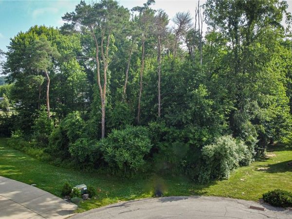 0000 Pinecrest , Butler, PA 16001