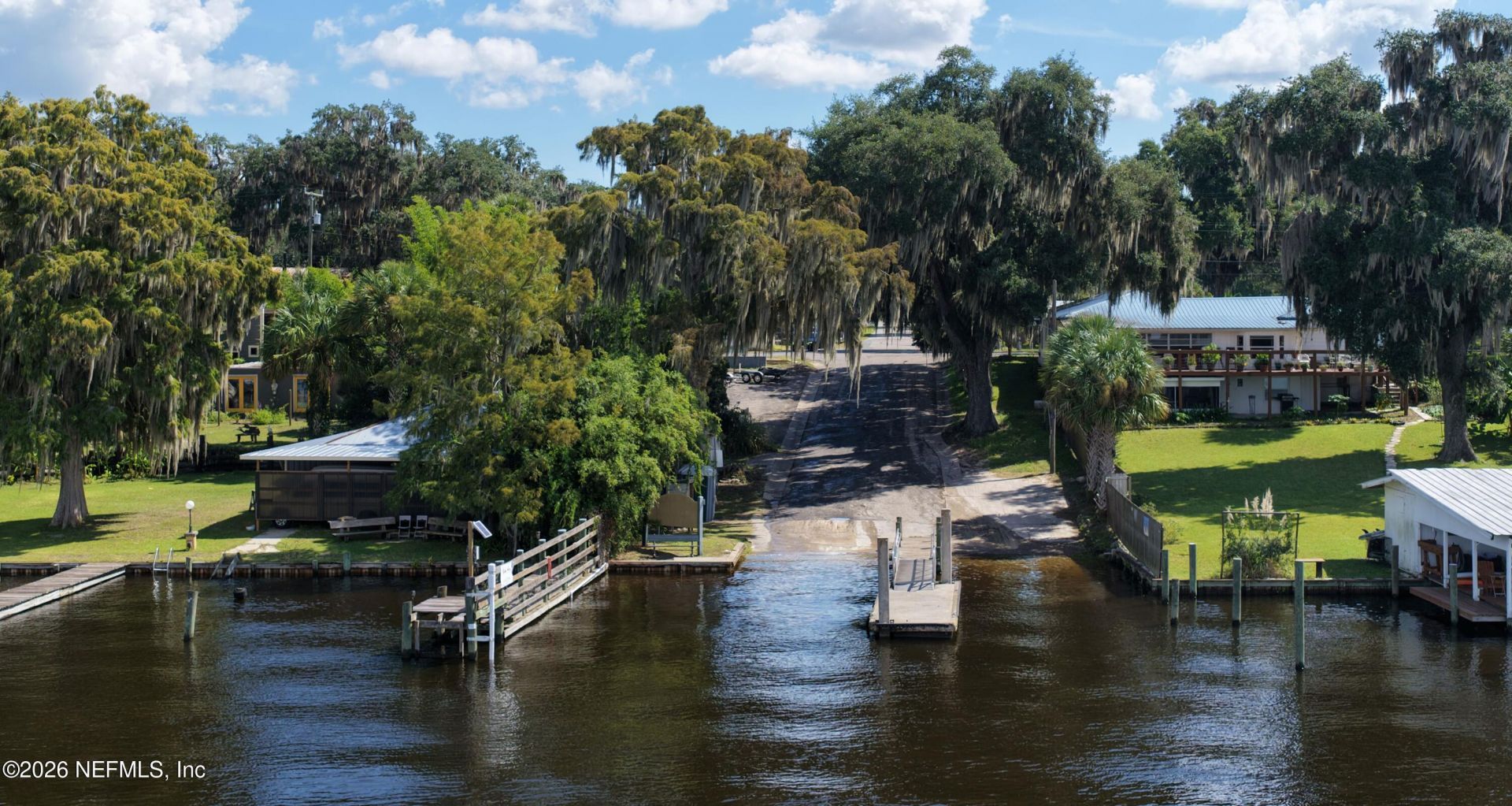 413 Elm Street, Welaka, FL 32193 Photo