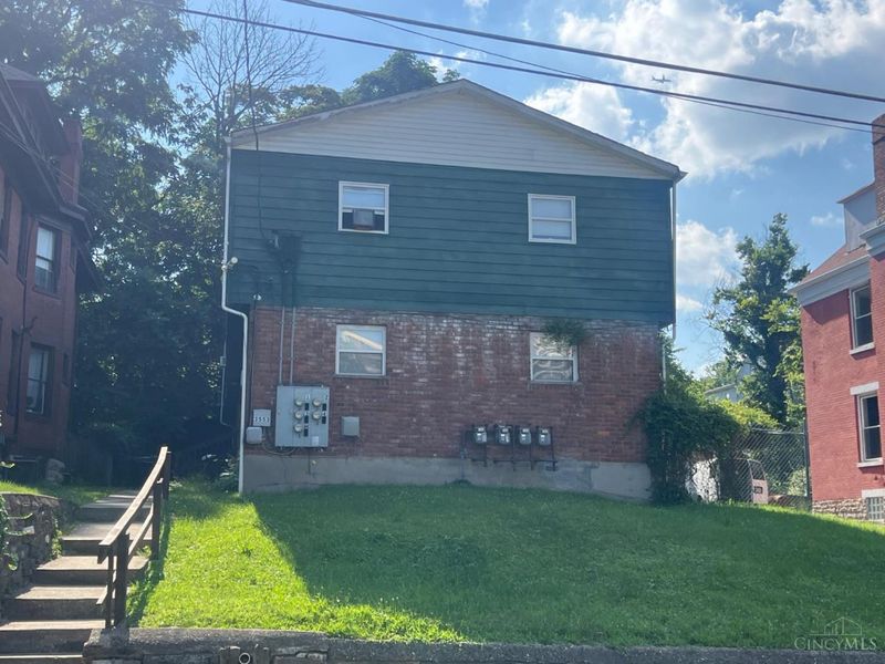 3553 Wilson Avenue, Cincinnati, OH 45229 Photo 1