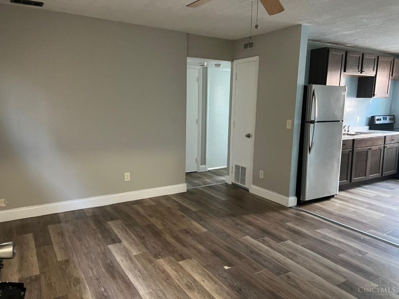 3553 Wilson Avenue, Cincinnati, OH 45229 Photo 3