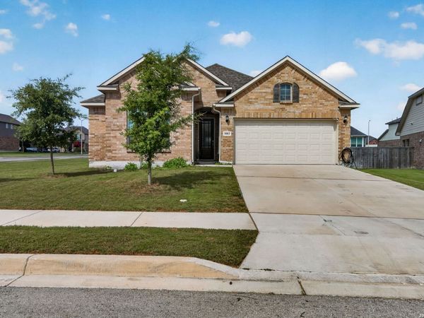 5003 VILLAGE PARK, Marion, TX 78124