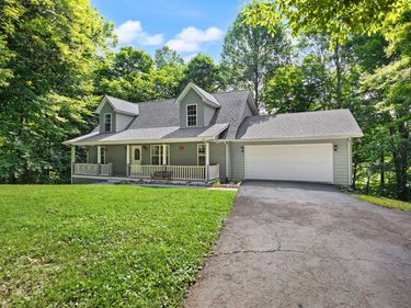 529 Cliffside Drive, Russell Springs, KY 42642