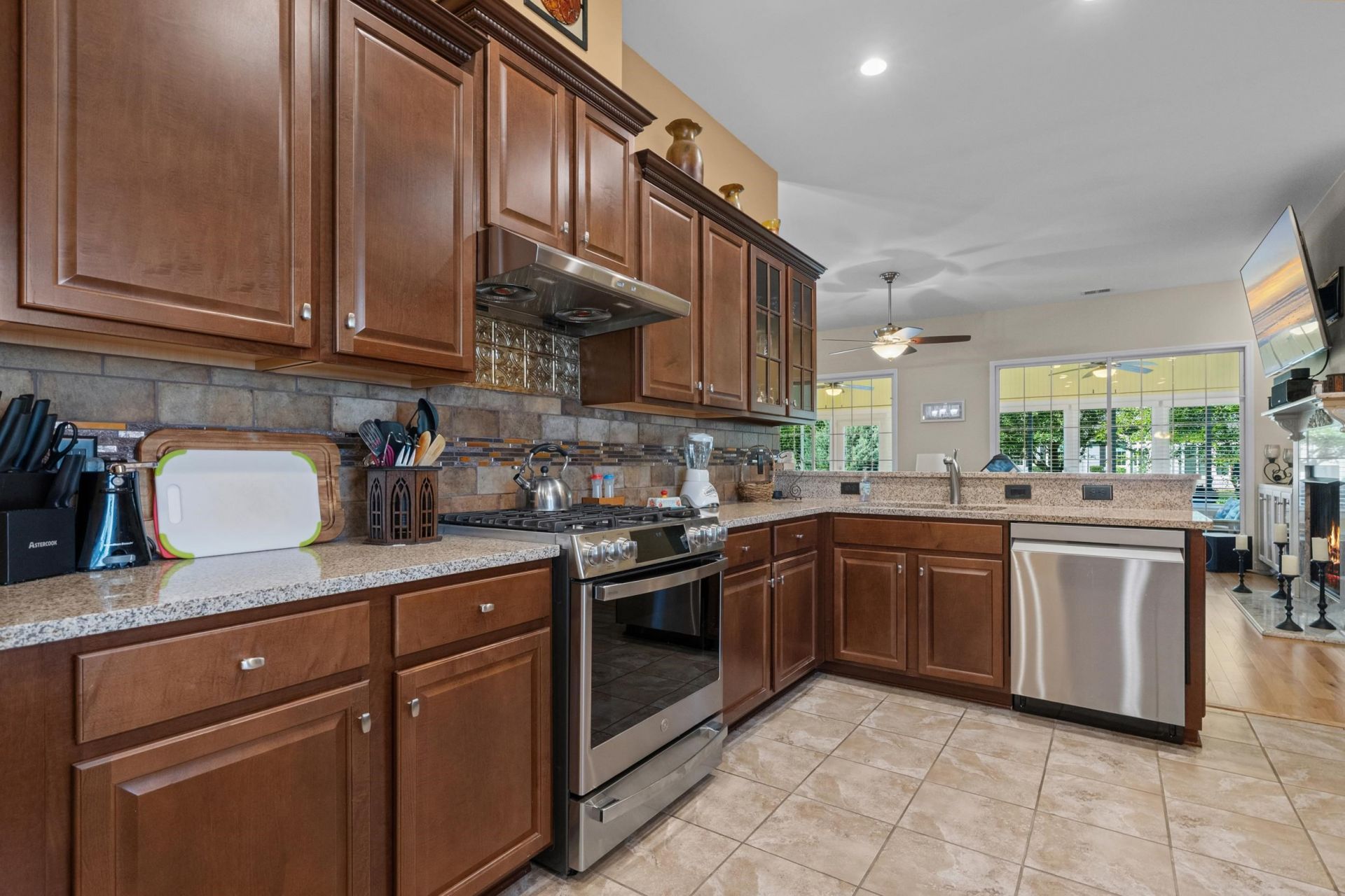 1177 Kiawah Loop  Photo 13